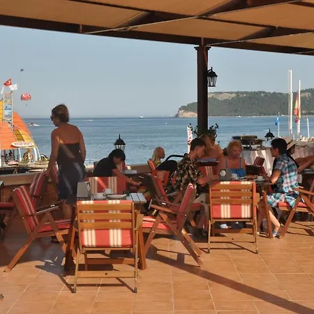 Armas Gul Hotel 4*