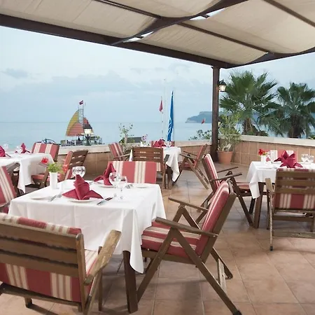 Hotel Armas Gul 4*
